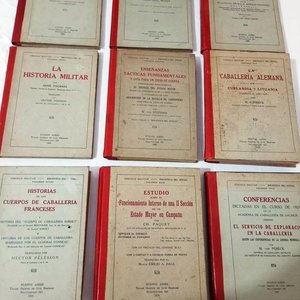 Lote anterior: Lote de 9 Libros "Círculo Militar-Biblioteca del Oficial" - Colección General Berisso