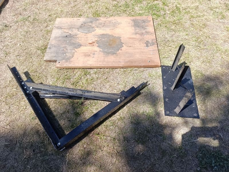 Lote anterior: Mesa para pared de madera dura
