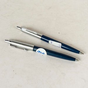 Lote anterior: 2 Lapiceras Parker Clásicas Azules Metálicas