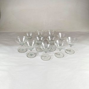 Lote siguiente: Once Copas de Cristal Tallado Hialino Estilo Vintage