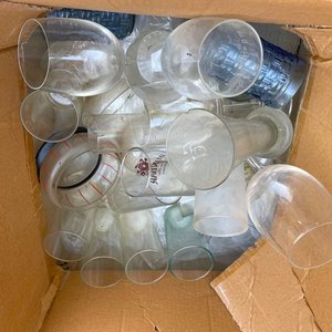 CANTIDAD DE VASOS COPAS ETC ETC TODO VIDRIO - imagen 1