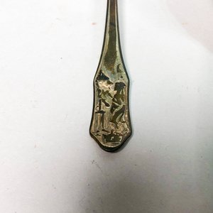 Lote de Cubiertos Metálicos Variados: Cucharas, Tenedores y Cuchillos - imagen 4
