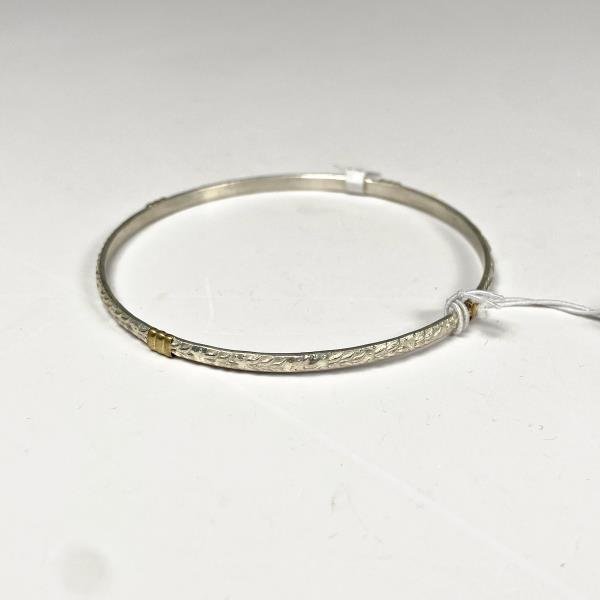 Pulsera Esclava de Plata con Detalle Dorado