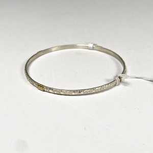 Pulsera Esclava de Plata con Detalle Dorado - imagen 1