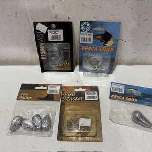 Lote siguiente: Lote de Artículos para Pesca: Señuelos y Anzuelos
