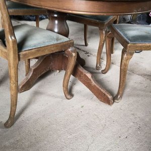 Mesa de Comedor Ovalada de Madera y Vidrio con 4 Sillas Tapizadas - imagen 5