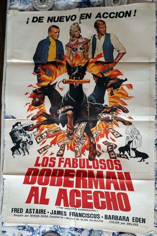 Poster Original "Los Fabulosos Doberman al Acecho" (1976) con Fred Astaire