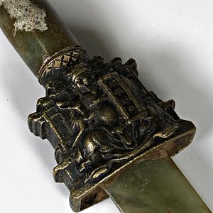 Daga Oriental Antigua con Hoja y Cabo de Jade y Vaina Decorada - imagen 4
