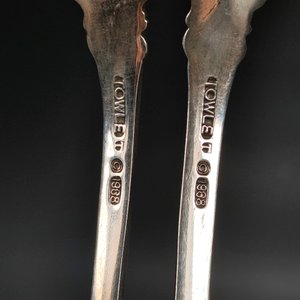 Par de Piezas de Servir "Towle" en Metal Sellado: Cuchara Calada y Tenedor - imagen 5