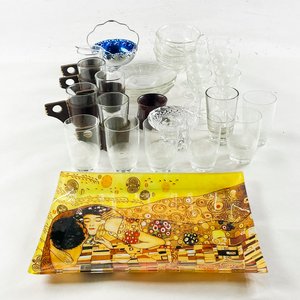 Bandeja Decorativa Estilo Klimt con Vasos y Copas de Vidrio - imagen 1