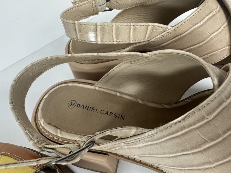 Item 829600 - Image 2