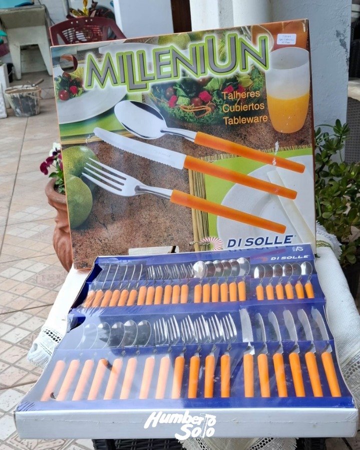 Lote 96 Jgo de cubiertos MILENIUM 42 pzas.