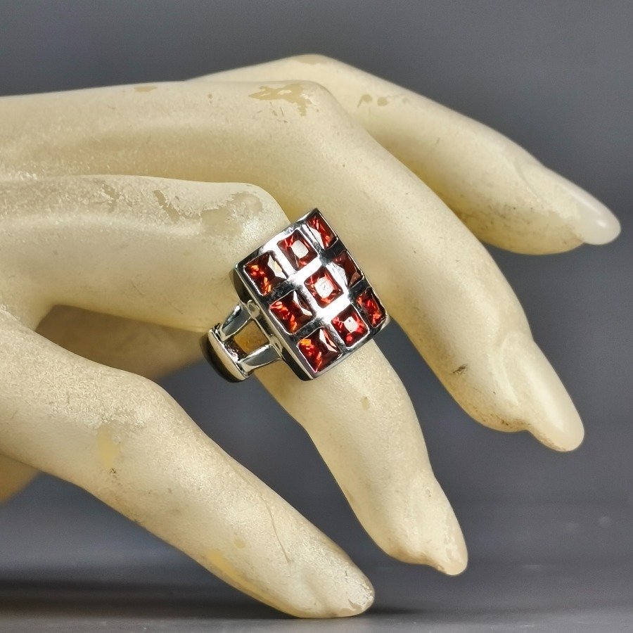 Item 16385 - Image 6