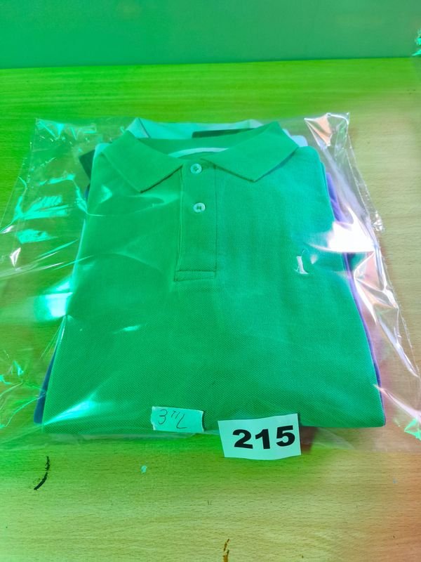 Remeras de algodón y denim a la venta - imagen 2