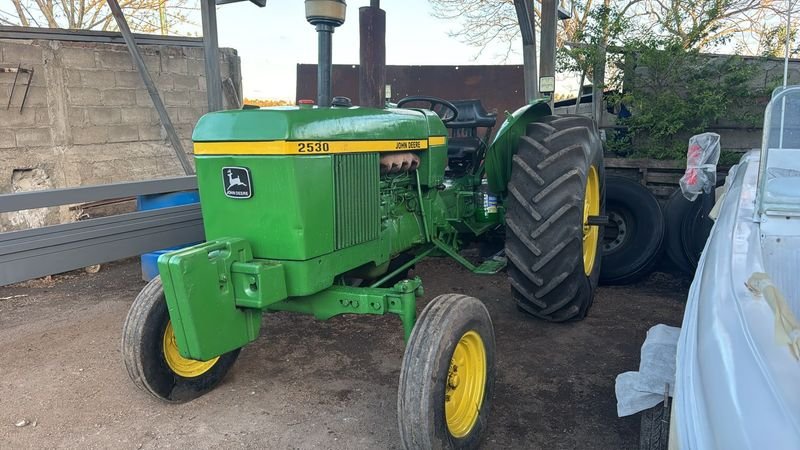 Tractor John Deere 2530 Verde - Excelente Estado