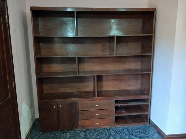 Mueble Multifunción de Madera para Biblioteca
