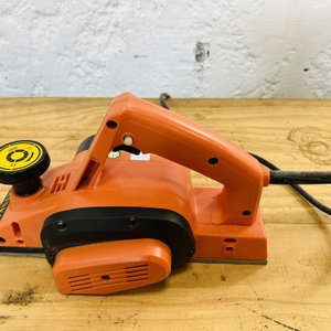 Lote #054 – Cepillo Eléctrico Kinko Mod: M1B-KD48-82X1 - imagen 3