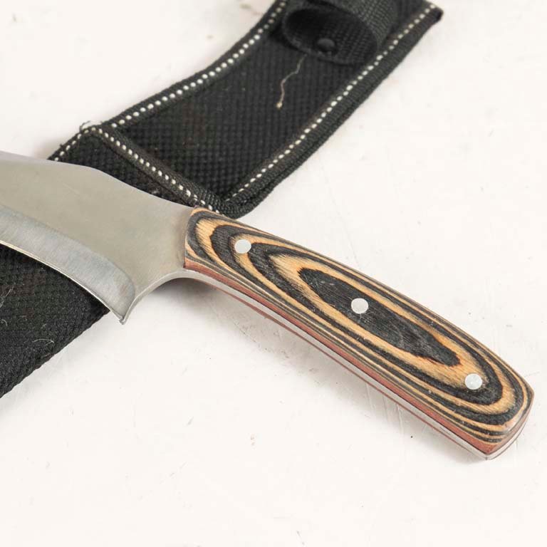 Cuchillo con mango de madera y hoja metálica - imagen 2