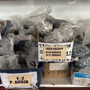 Lote anterior: Lote de Tacos Fischer y Tornillos para Construcción