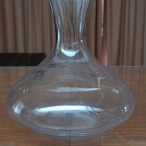 Decantador de Vino de Vidrio Transparente - imagen 3