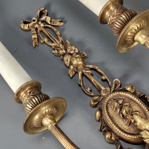 Par de Apliques de Pared Franceses en Bronce con 2 Luces Cada Uno - imagen 10