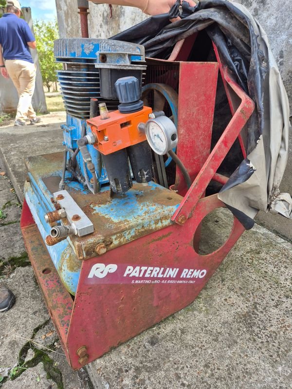 Compresor Italiano Paterlini Remo con Soporte para Enganche de 3 Puntos - imagen 2