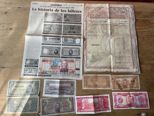 Lote de Billetes Antiguos Uruguayos y Documento Histórico - imagen 1
