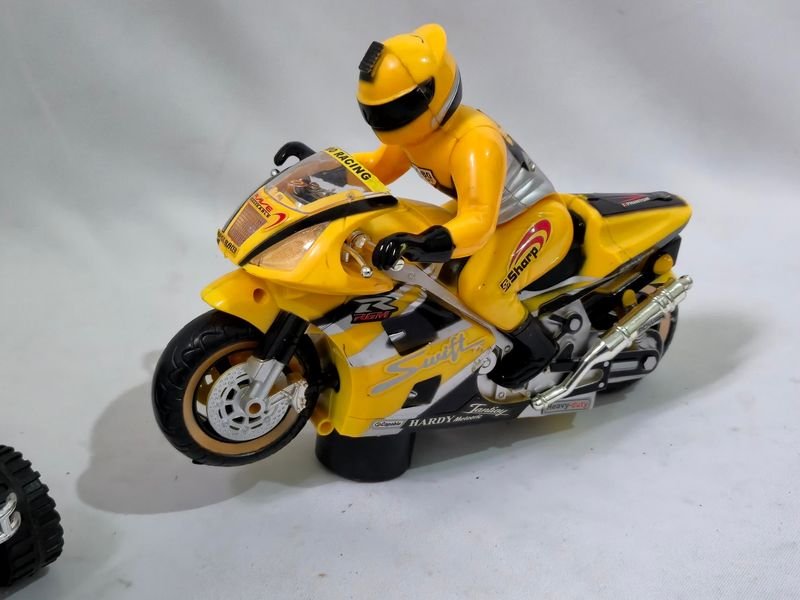 Item 844759 - Image 8