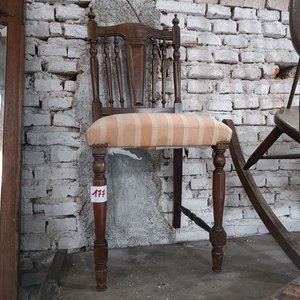 Lote anterior: Silla de Estilo Clásico con Tapizado Rayado