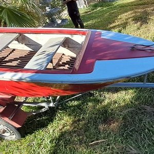 Lancha Pescadora Casco Casarino de Fibra de Vidrio con Trailer - imagen 12