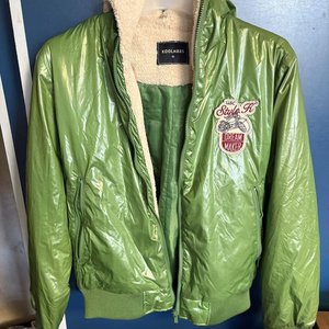 Dos Camperas Infantiles: Roja y Verde con Interior de Corderito - imagen 3