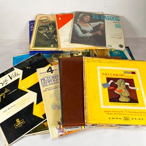 Lote anterior: Lote de Discos de Vinilo con Diversos Títulos y Artistas