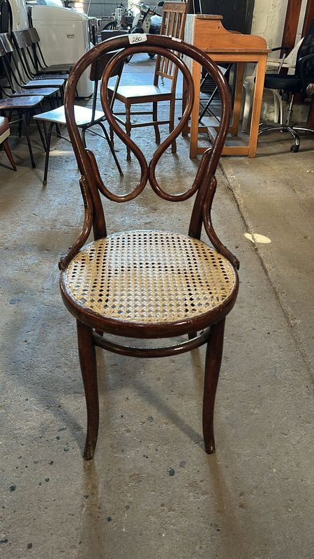 Silla de asiento de esterilla redonda en buen estado - imagen 2