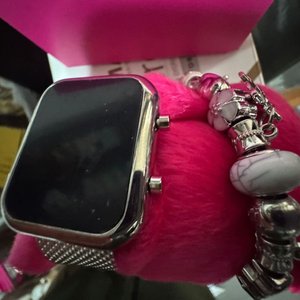 Reloj Digital con Pulsera y Caja de Regalo - imagen 2