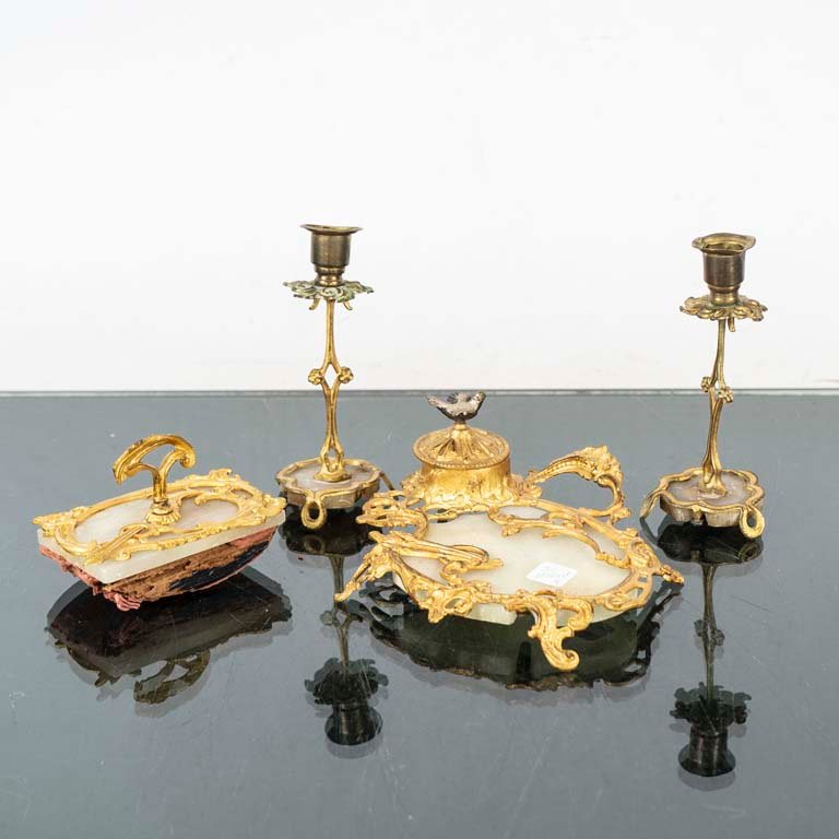 Item 2106498 - Image 0