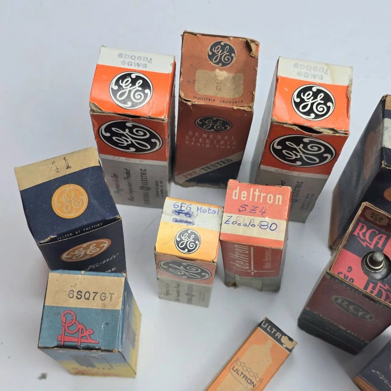 Item lote-27-valvulas-varias-x12 - Image 4