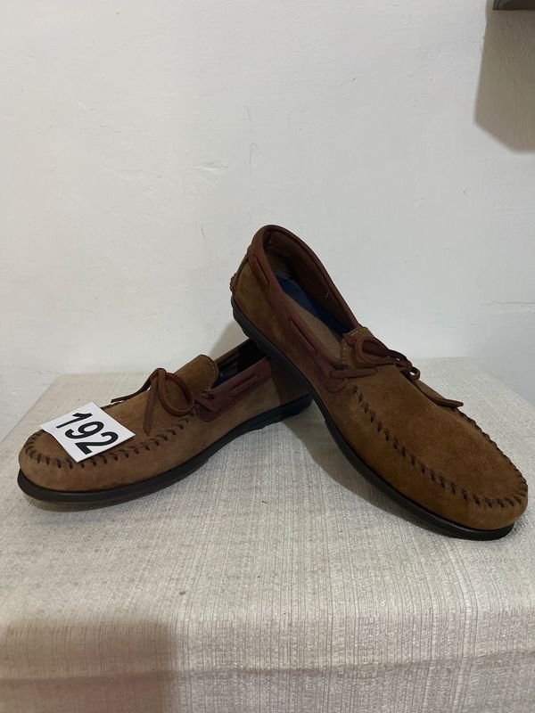 Item 872397 - Image 1