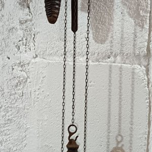 Reloj de Cucú Antiguo Alemán con Cadena y Piñas - imagen 6