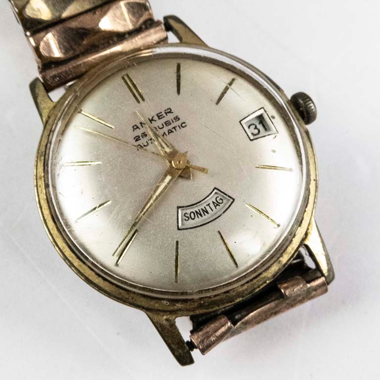 Lote anterior: Reloj Anker de alta calidad con calendario