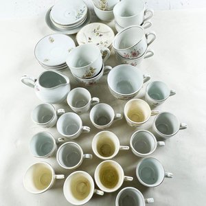 Lote de Pocillos, Tazas y Platos de Porcelana Olmos Uruguay - imagen 2