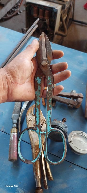 Tijeras y herramientas antiguas para la venta - imagen 11