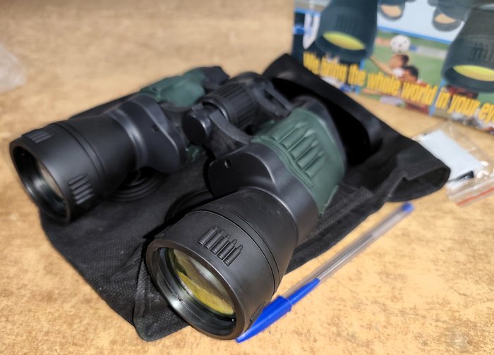 Lote anterior: Binoculares con lentes anti-reflejo de alta potencia