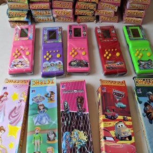Lote siguiente: Juegos Tetris Portátiles de Colores Surtidos