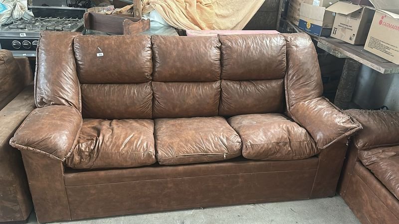 Sofás de cuero marrón en venta - imagen 4