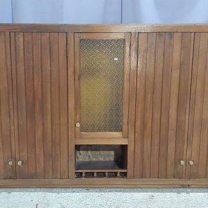 Lote anterior: Mueble Aéreo de Madera con 5 Puertas y Estante