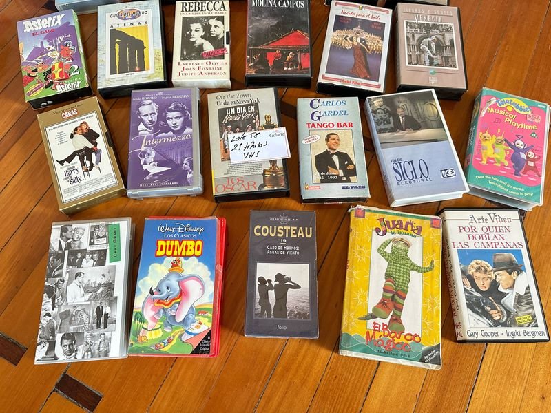 Colección de VHS, libros y revistas en buen estado - imagen 10