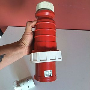 Conectores Industriales Rojos y Blancos - imagen 6