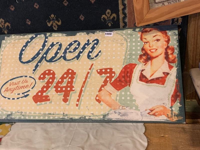 Lote siguiente: Cartel de Comercio Vintage con Diseño Retro
