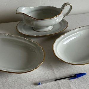 Salsera y Fuentes Ovaladas de Porcelana Alemana Bavaria C. T. Hutschenreuther - imagen 2