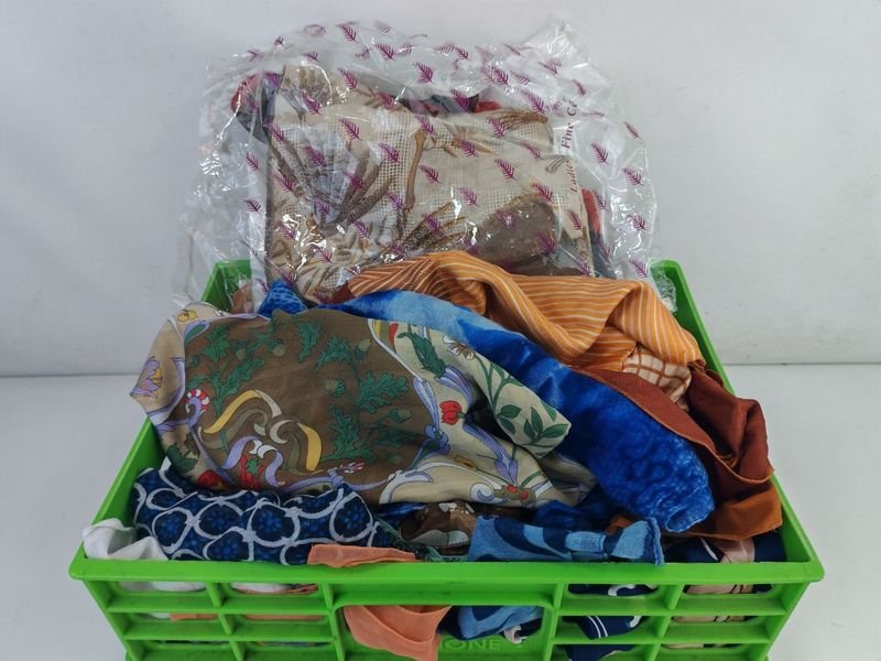 Pañuelos y Chalinas de Moda - imagen 1